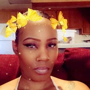 Meet your Posher, Marcella